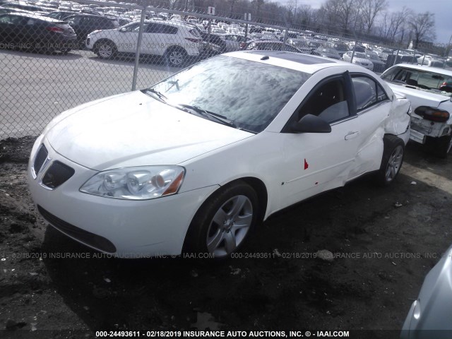 1G2ZG57B684190015 - 2008 PONTIAC G6 SE WHITE photo 2