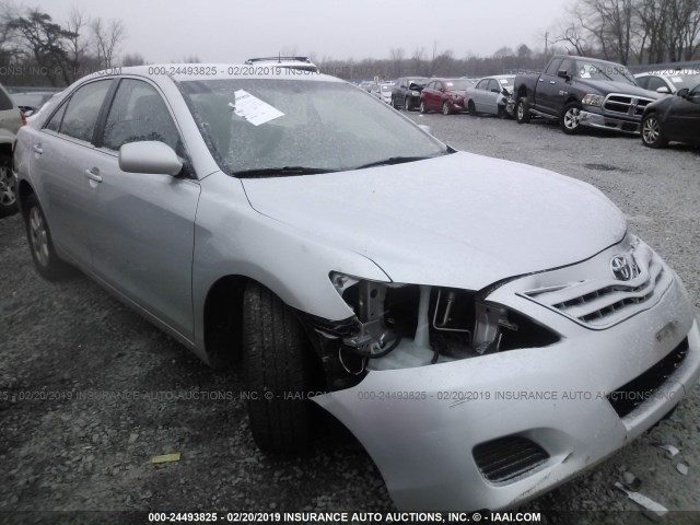 4T1BF3EK3BU721892 - 2011 TOYOTA CAMRY SE/LE/XLE 银色 照片 1
