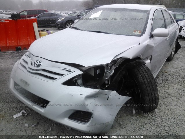 4T1BF3EK3BU721892 - 2011 TOYOTA CAMRY SE/LE/XLE 银色 照片 6