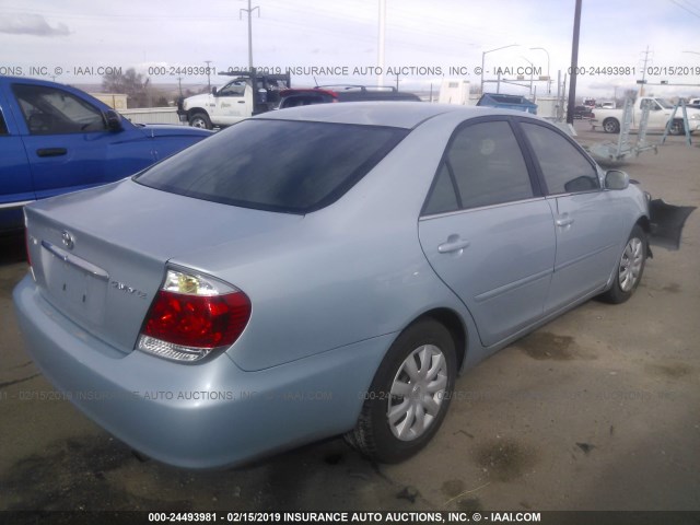 4T1BE32K05U992842 - 2005 TOYOTA CAMRY LE/XLE/SE BLUE photo 4