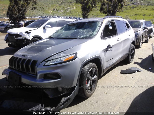 1C4PJLCB5GW212250 - 2016 JEEP CHEROKEE LATITUDE SILVER photo 2