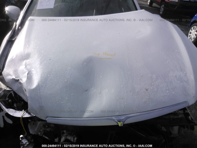 KMHGC4DE5BU136926 - 2011 HYUNDAI GENESIS 3.8L WHITE photo 10