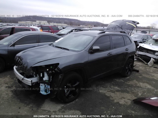 1C4PJMCBXJD559811 - 2018 JEEP CHEROKEE LATITUDE GRAY photo 2