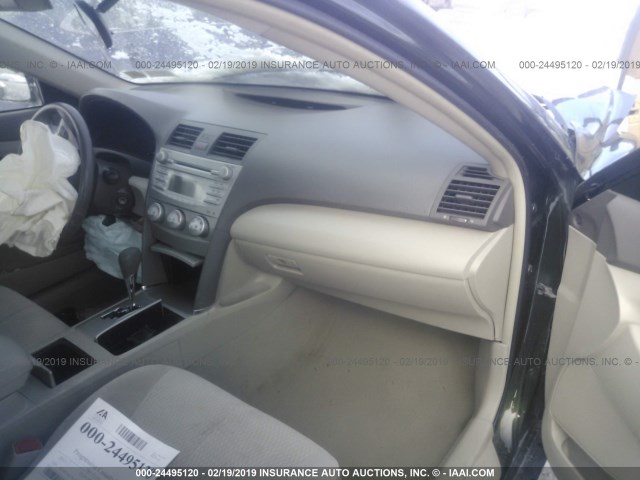 4T1BF3EK7BU585380 - 2011 TOYOTA CAMRY SE/LE/XLE 黑色 照片 5