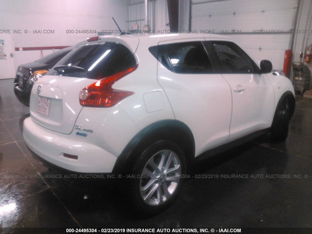 JN8AF5MVXCT117937 - 2012 NISSAN JUKE S/SV/SL WHITE photo 4