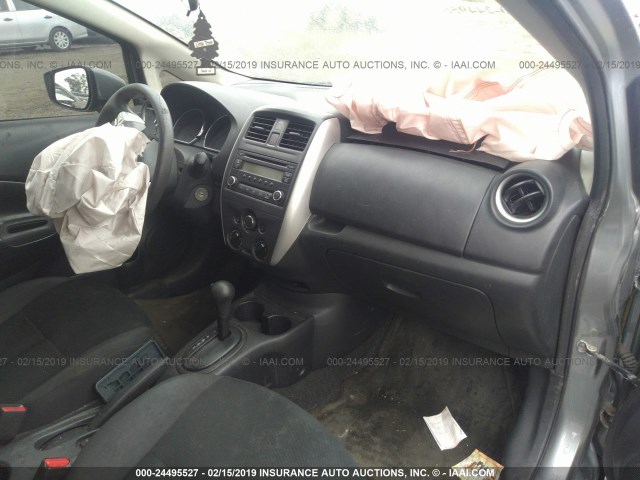3N1CE2CP7FL436152 - 2015 NISSAN VERSA NOTE S/S PLUS/SV/SL/SR GRAY photo 5