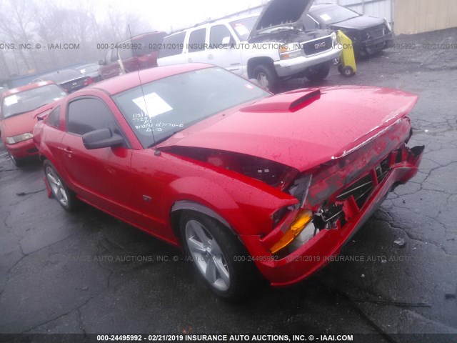 1ZVFT82H275287516 - 2007 FORD MUSTANG GT RED photo 1