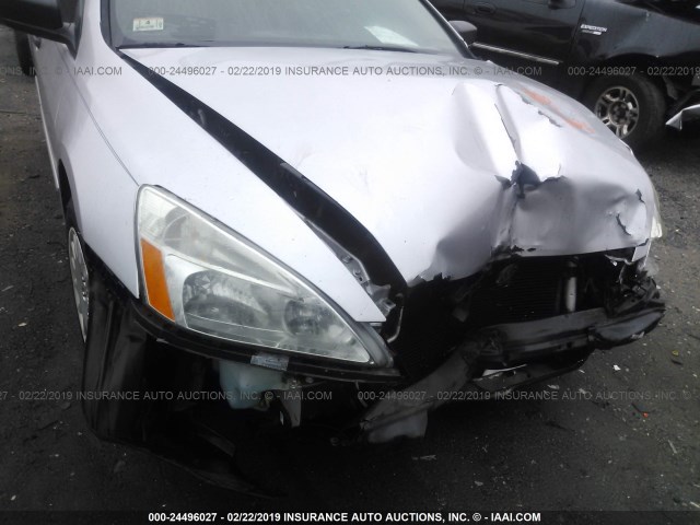 1HGCM56117A075262 - 2007 HONDA ACCORD VALUE SILVER photo 6