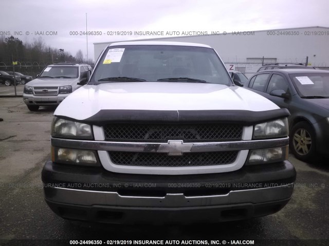 2GCEC19T451389768 - 2005 CHEVROLET SILVERADO C1500 WHITE photo 6