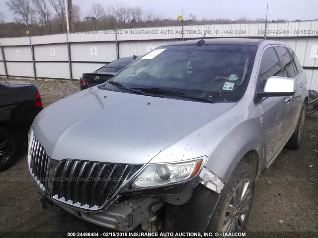 2LMDJ6JK5BBJ11422 - 2011 LINCOLN MKX SILVER photo 2