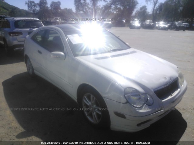 WDBRN40J73A418903 - 2003 MERCEDES-BENZ C 230K SPORT COUPE WHITE photo 1