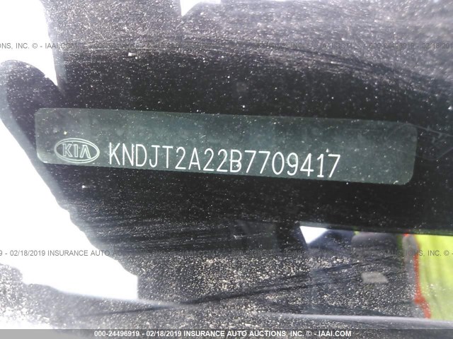 KNDJT2A22B7709417 - 2011 KIA SOUL +/!/SPORT SILVER photo 9