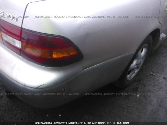 JT8BF28G5X5068004 - 1999 LEXUS ES 300 GOLD photo 6