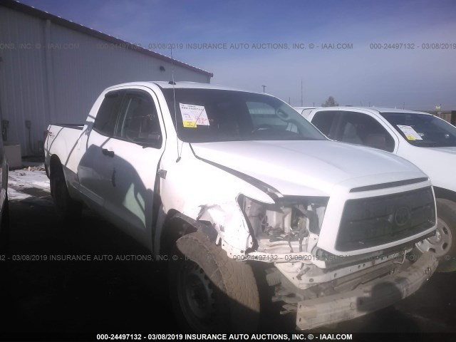 5TFUY5F16BX178531 - 2011 TOYOTA TUNDRA DOUBLE CAB SR5 WHITE photo 1