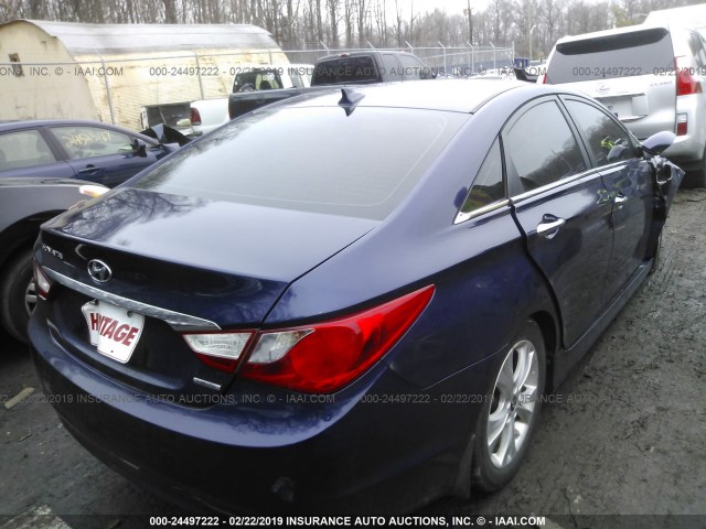 5NPEC4AC7DH605588 - 2013 HYUNDAI SONATA SE/LIMITED BLUE photo 4