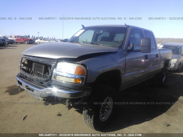 1GTHK231X3F189304 - 2003 GMC SIERRA K2500 HEAVY DUTY GRAY photo 2