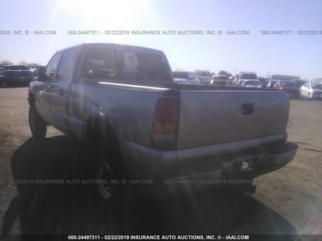 1GTHK231X3F189304 - 2003 GMC SIERRA K2500 HEAVY DUTY GRAY photo 3