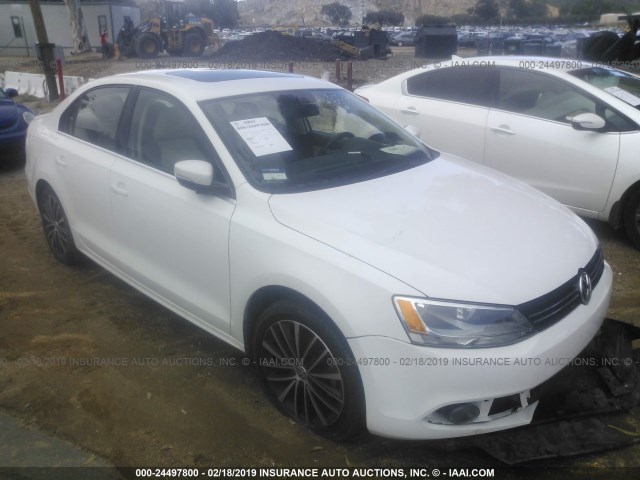 3VWLP7AJ1CM366010 - 2012 VOLKSWAGEN JETTA SEL WHITE photo 1