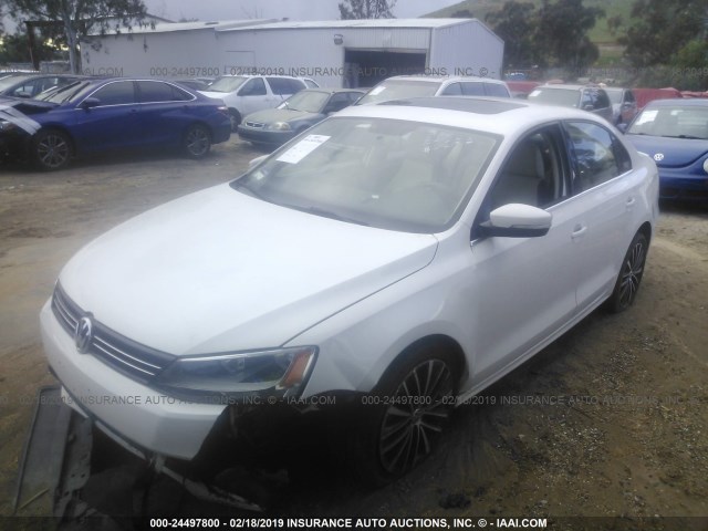 3VWLP7AJ1CM366010 - 2012 VOLKSWAGEN JETTA SEL WHITE photo 2