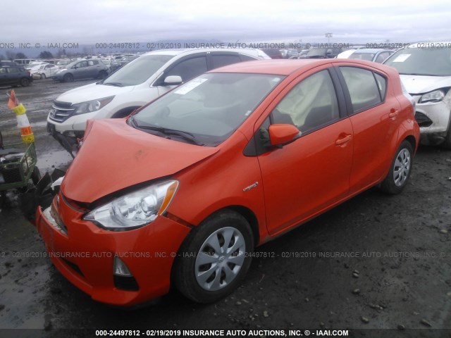 JTDKDTB33D1056584 - 2013 TOYOTA PRIUS C ORANGE photo 2