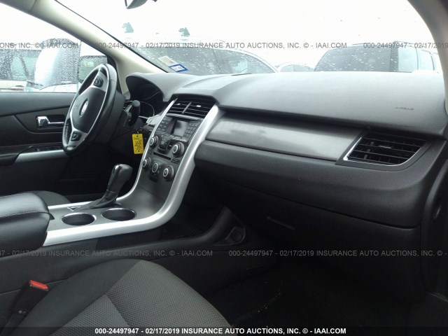 2FMDK3JC4BBA13126 - 2011 FORD EDGE SEL GRAY photo 5