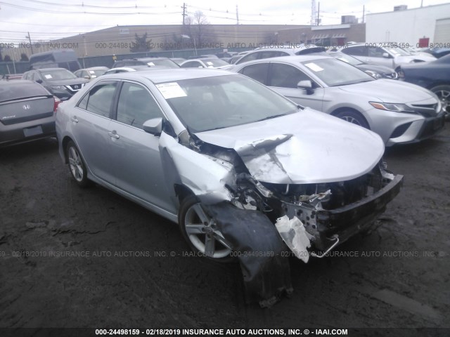 4T1BF1FK7CU159063 - 2012 TOYOTA CAMRY SE/LE/XLE SILVER photo 1