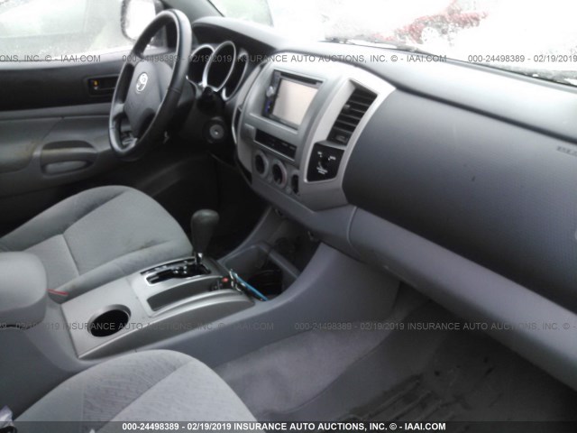 5TETX22N85Z078742 - 2005 TOYOTA TACOMA ACCESS CAB თეთრი ფოტო 5