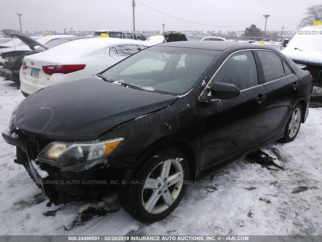 4T1BF1FK8DU270061 - 2013 TOYOTA CAMRY L/SE/LE/XLE 黑色 照片 2