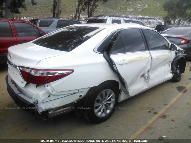 4T1BF1FK7HU450377 - 2017 TOYOTA CAMRY LE/XLE/SE/XSE 白色 照片 4