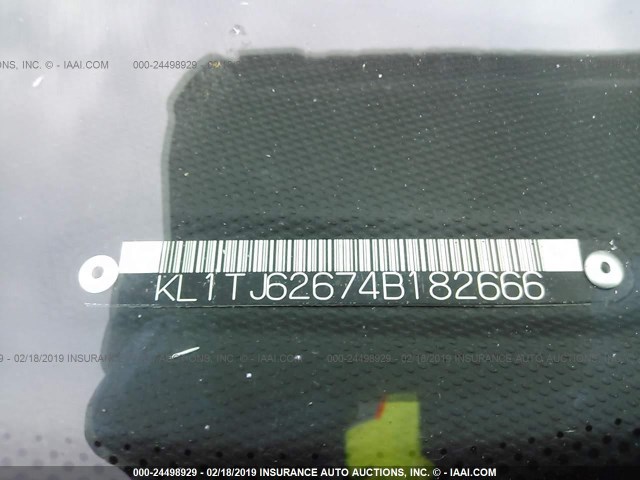 KL1TJ62674B182666 - 2004 CHEVROLET AVEO LS RED photo 9