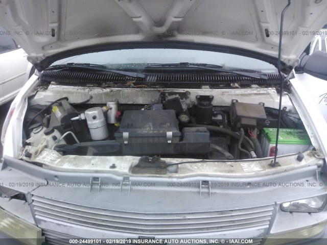 1GCDM19W6WB146709 - 1998 CHEVROLET ASTRO WHITE photo 10