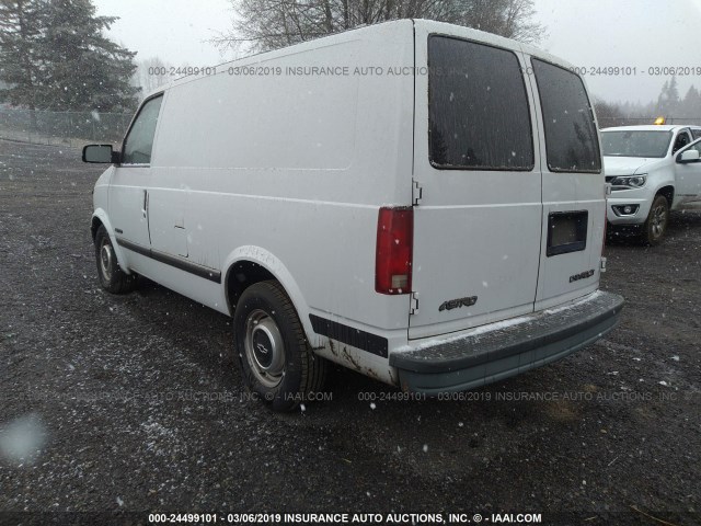 1GCDM19W6WB146709 - 1998 CHEVROLET ASTRO WHITE photo 3