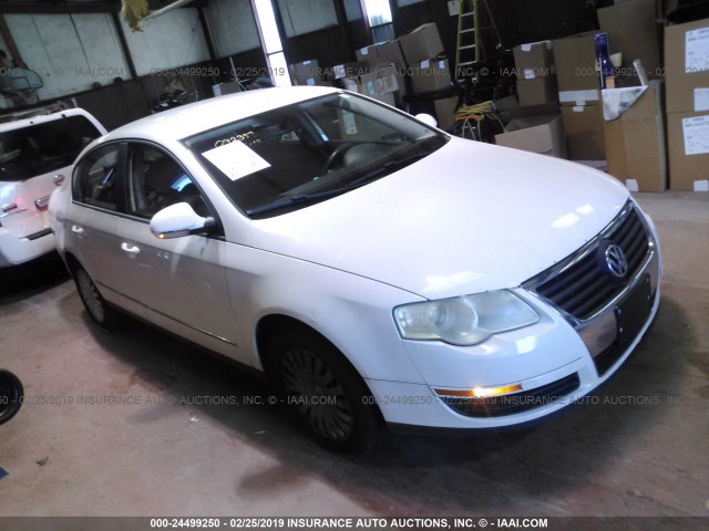 WVWAK73C06P092353 - 2006 VOLKSWAGEN PASSAT 2.0T/2.0T VALUE WHITE photo 1