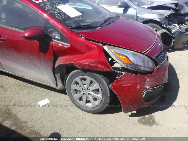 KNADM4A3XF6420616 - 2015 KIA RIO LX RED photo 6