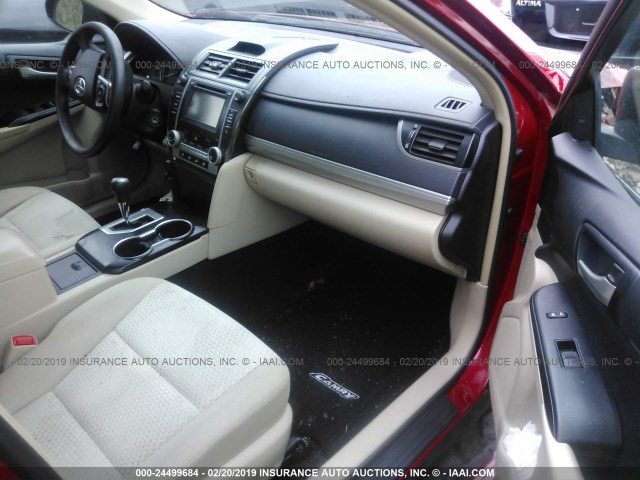 4T4BF1FKXER431002 - 2014 TOYOTA CAMRY L/SE/LE/XLE 红色 照片 5