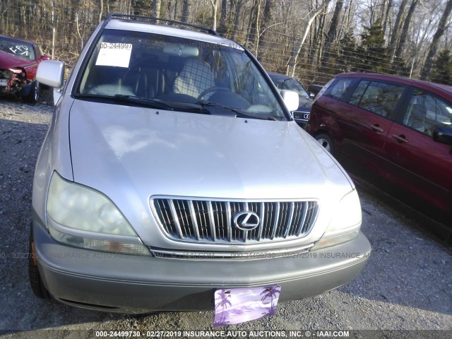 JTJHF10U220249653 - 2002 LEXUS RX 300 SILVER photo 6