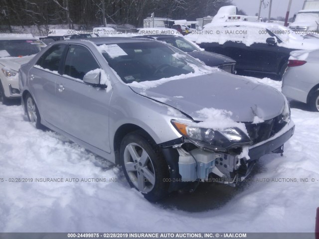 4T1BF1FK0CU144324 - 2012 TOYOTA CAMRY SE/LE/XLE 银色 照片 1