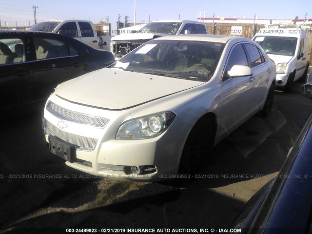 1G1ZE5E7XA4130429 - 2010 CHEVROLET MALIBU LTZ WHITE photo 2