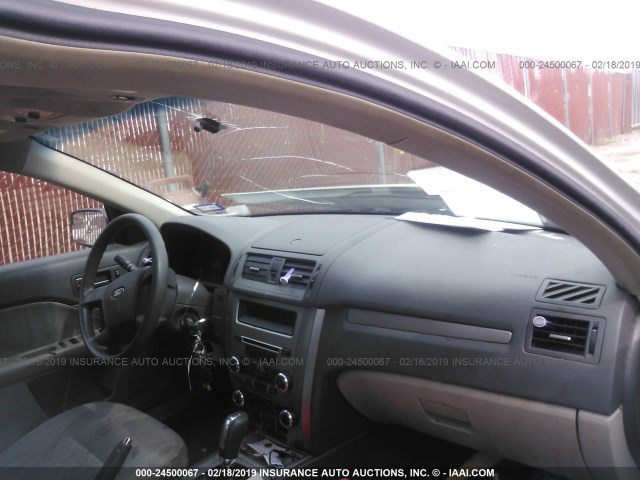 3FAHP0GA1CR380439 - 2012 FORD FUSION S WHITE photo 5