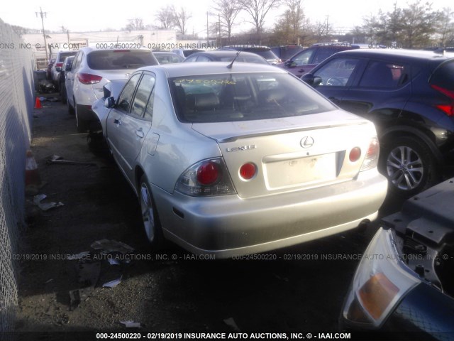 JTHBD192520058288 - 2002 LEXUS IS 300 SILVER photo 3