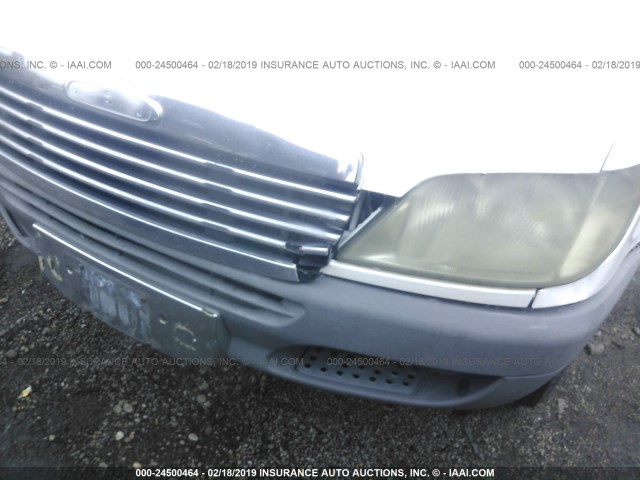 WDYPD644355810076 - 2005 FREIGHTLINER Sprinter 2500 WHITE photo 6