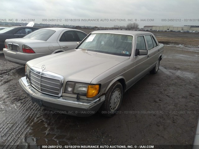 WDBCA39E1MA602074 - 1991 MERCEDES-BENZ 560 SEL GOLD photo 2