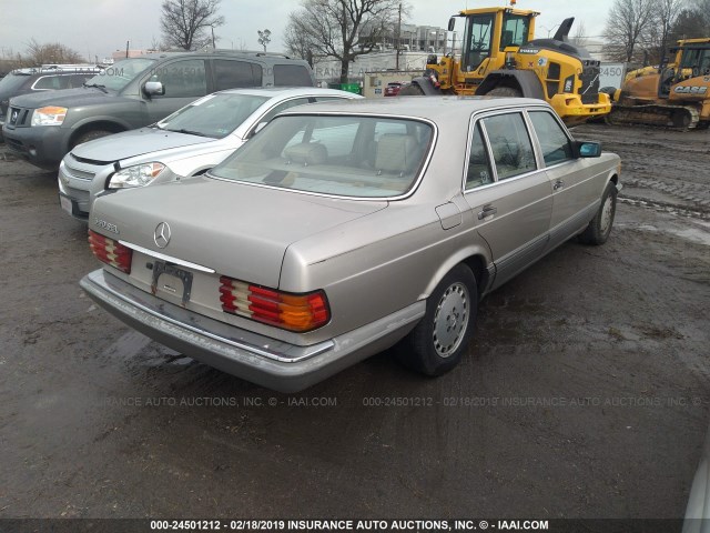 WDBCA39E1MA602074 - 1991 MERCEDES-BENZ 560 SEL GOLD photo 4