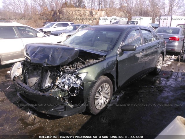 4T1BF3EK8BU690431 - 2011 TOYOTA CAMRY SE/LE/XLE GREEN photo 2