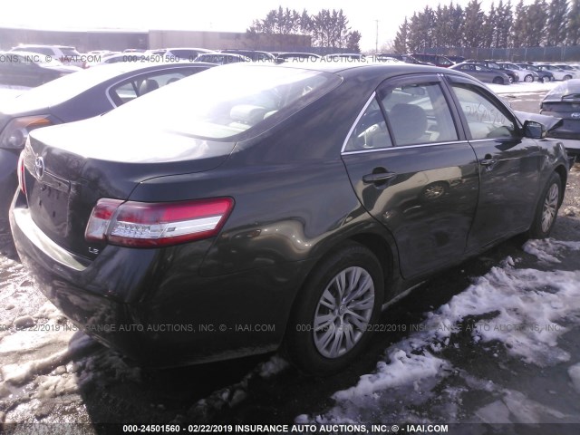 4T1BF3EK8BU690431 - 2011 TOYOTA CAMRY SE/LE/XLE GREEN photo 4