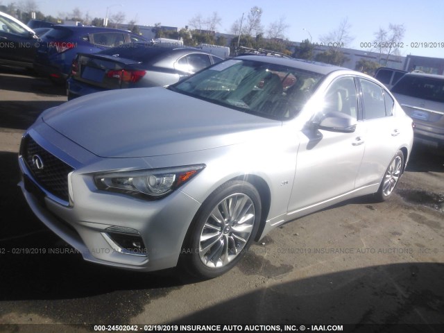 JN1EV7APXJM352852 - 2018 INFINITI Q50 LUXE/SPORT SILVER photo 2