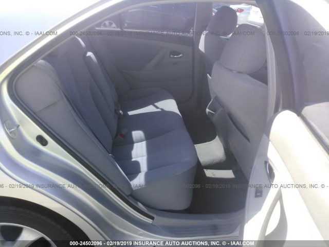 4T1BF3EK8BU677629 - 2011 TOYOTA CAMRY SE/LE/XLE 银色 照片 8