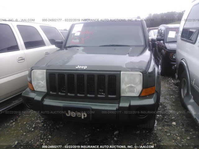 1J8HG48KX6C304142 - 2006 JEEP COMMANDER GREEN photo 2