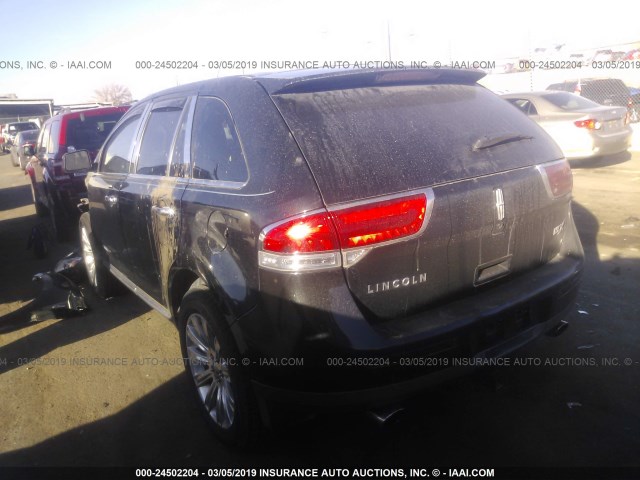 2LMDJ6JK4BBJ09046 - 2011 LINCOLN MKX BLACK photo 3