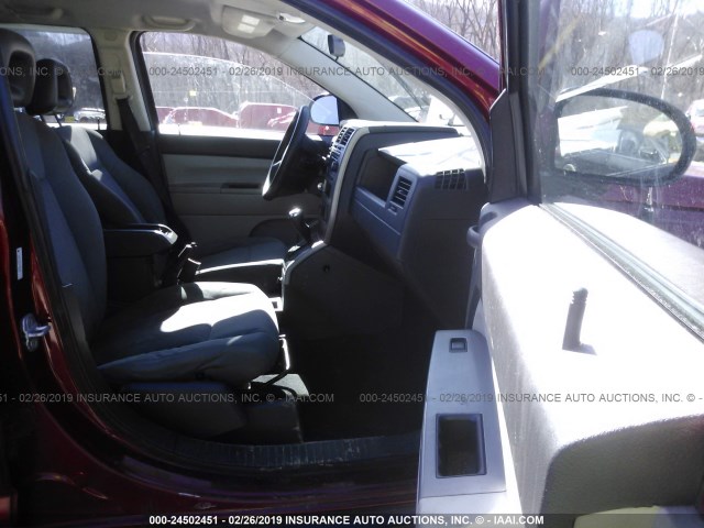 1J8FF47W17D597679 - 2007 JEEP COMPASS RED photo 5